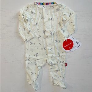 Magnetic Me Beary Special Delivery Cream Footie Newborn 0-3 3-6 months